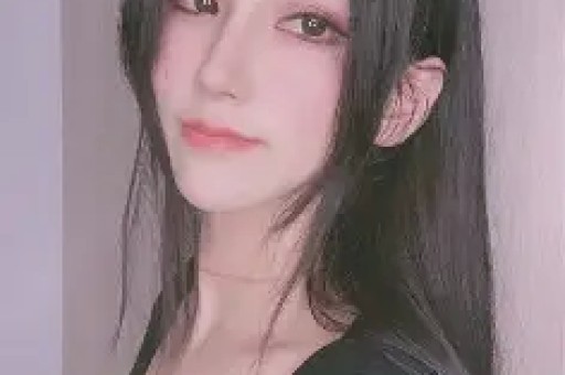39岁范冰冰参加婚礼被曝光！素面朝天无明星架子网友：挺白挺胖